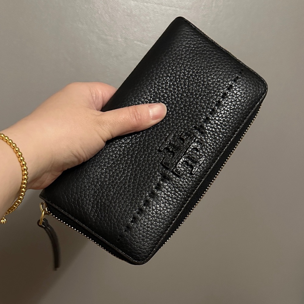 Tory Burch Black Pebbled Leather Zip Wallet with Gold Hardware